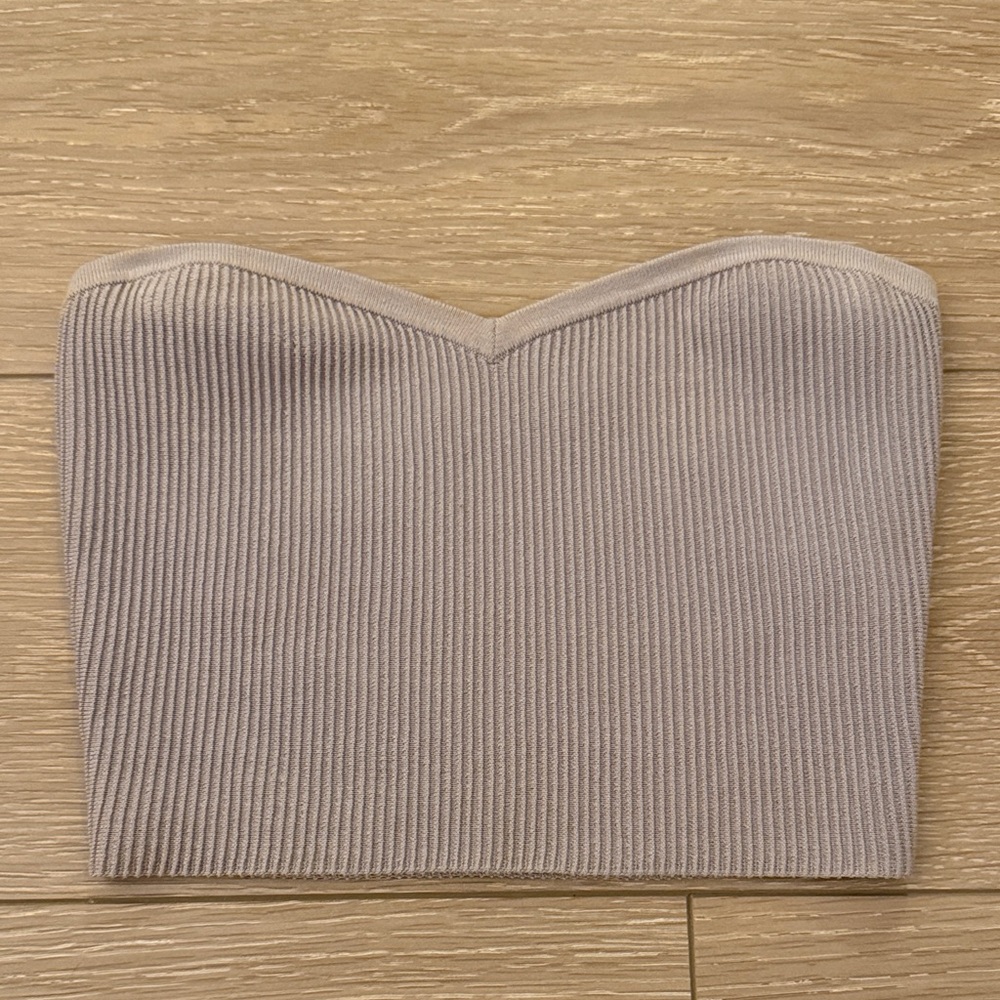 Aritzia Babaton Ribbed Sculpt Knit Sweetheart Tube Top
